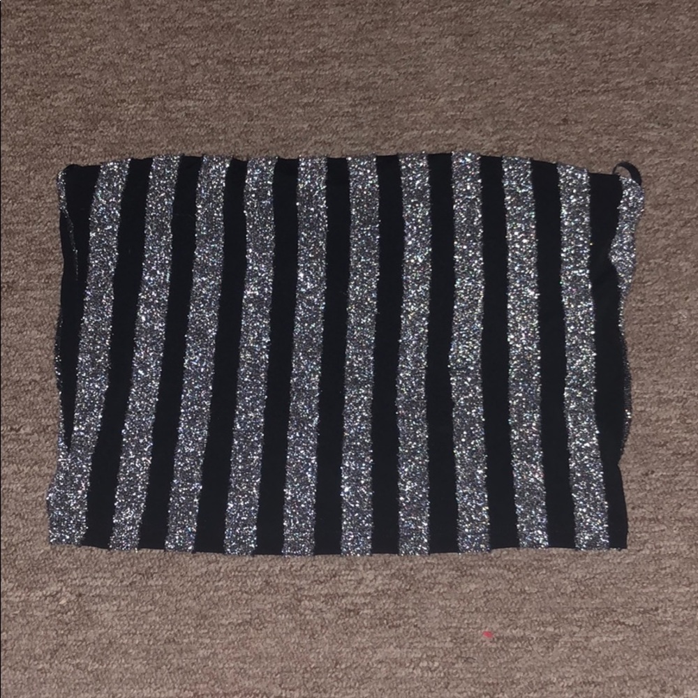 Black & silver striped crop top